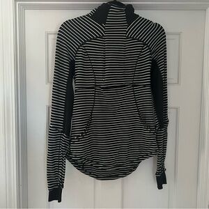 Women’s Lululemon Stripped  Half Zip Up Jacket Size 8